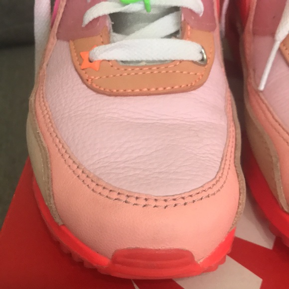 Nike Air Max 90 Bright Crimson Pure Platinum Sneakers CT3449 600 - Picture 3 of 12